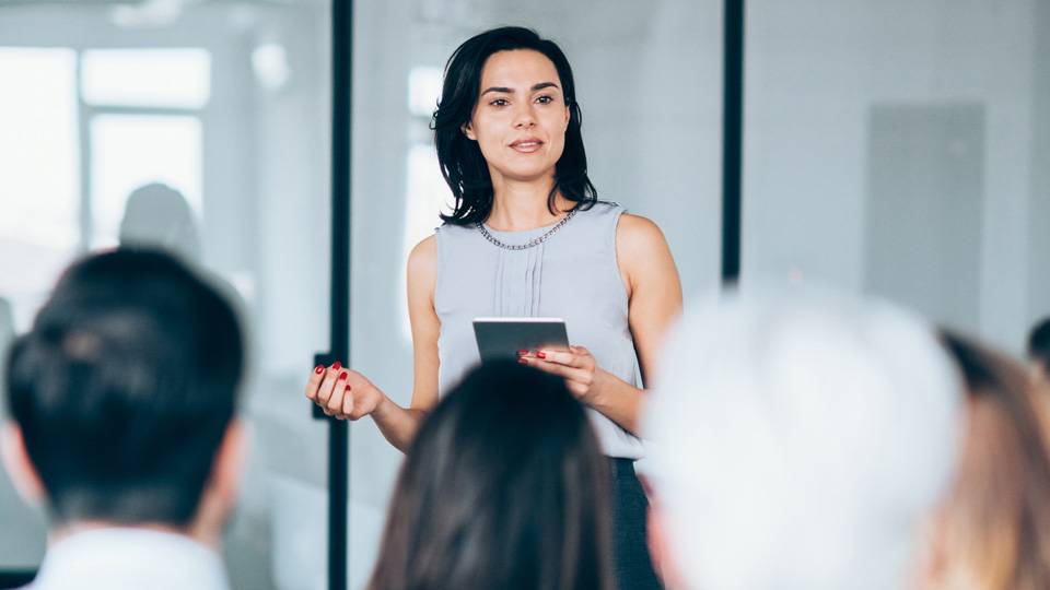 Weiterbildungsstudien zeigen, wie wichtig das Thema für Unternehmen ist